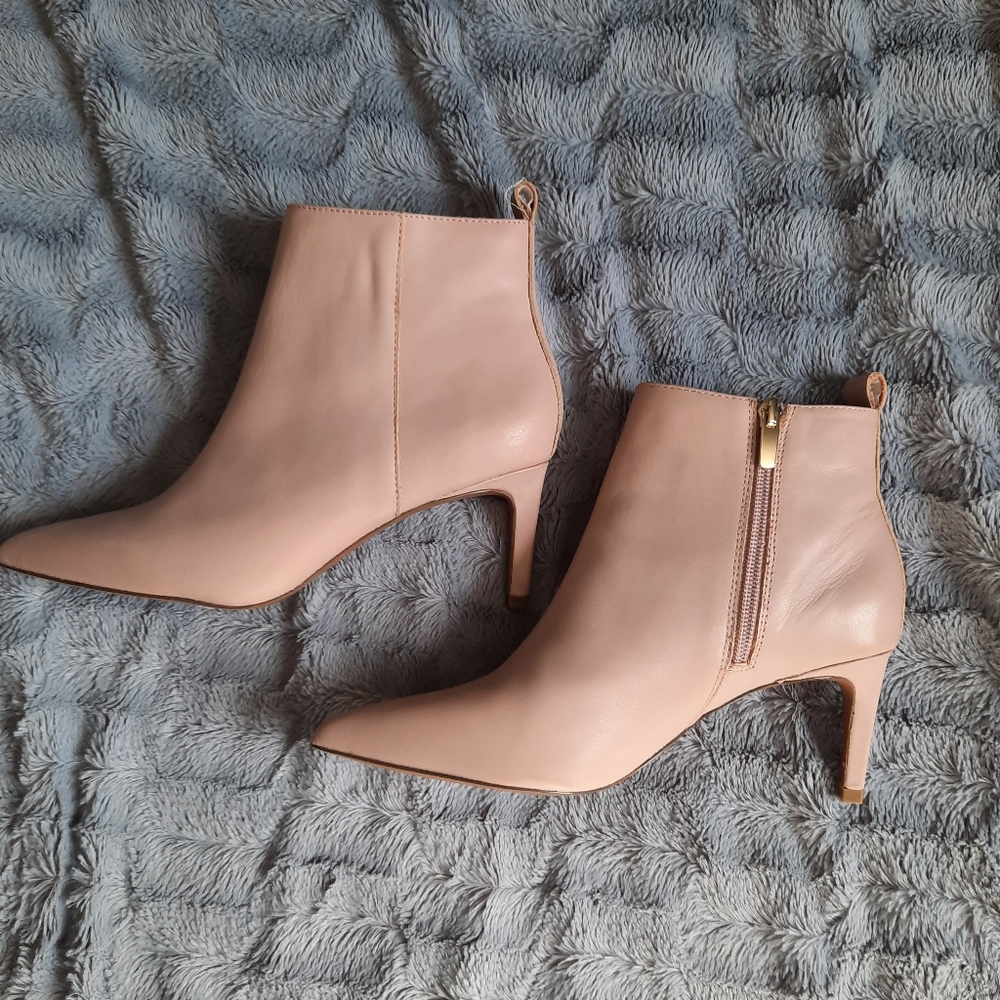 Women's Pointed-Toe Nude Ankle Booties with Side Zip